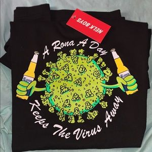 Nelk virus tee